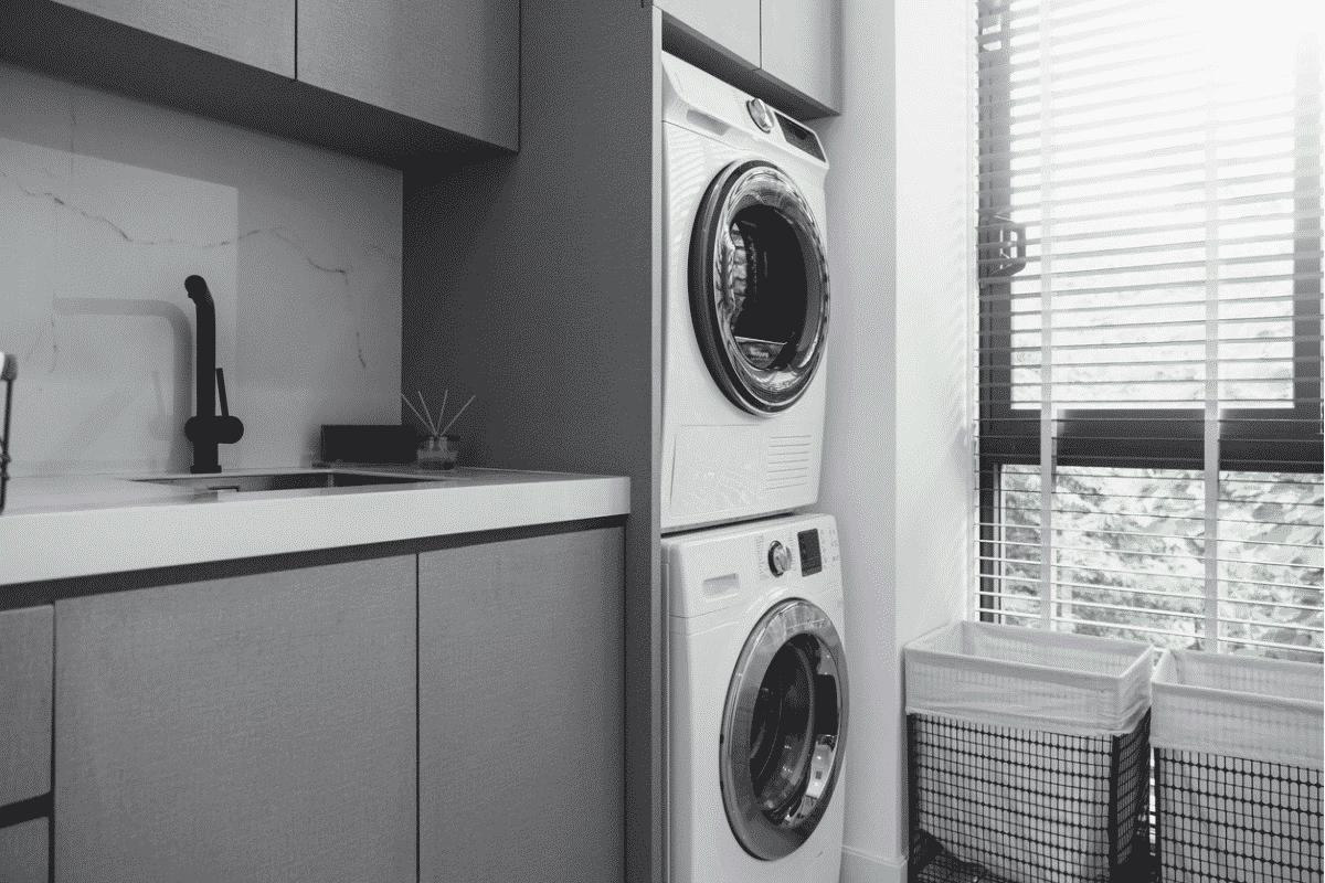 Cómo funciona una lavadora-secadora?
